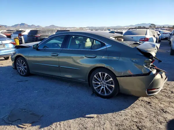 58AD21B15LU010015 2020 LEXUS ES - Image 2