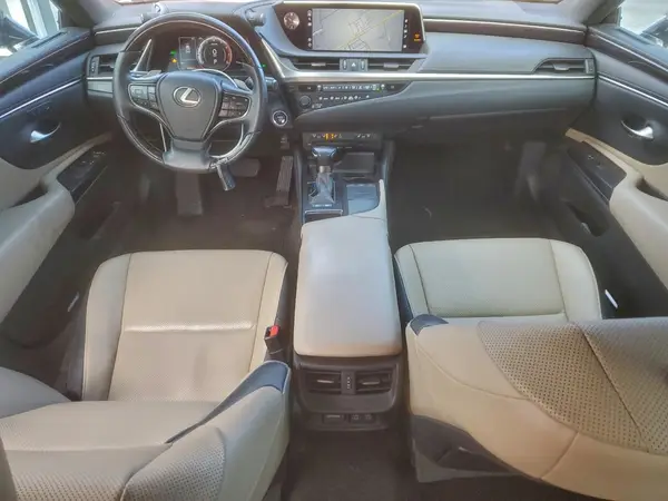 58AD21B15LU012444 2020 LEXUS ES - Image 8