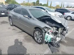 58AD21B16LU007981 2020 LEXUS ES