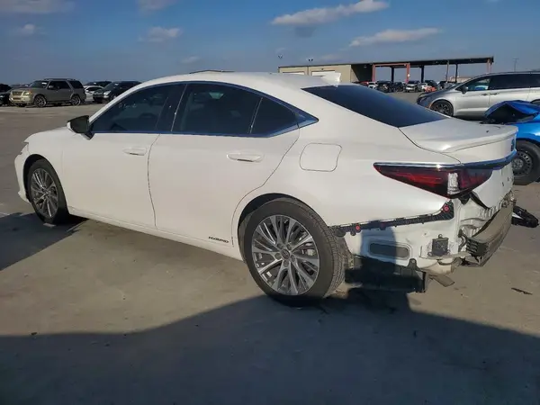 58AD21B16LU008001 2020 LEXUS ES - Image 2