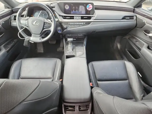 58AD21B16LU009598 2020 LEXUS ES - Image 8