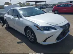 58AD21B18LU004855 2020 LEXUS ES