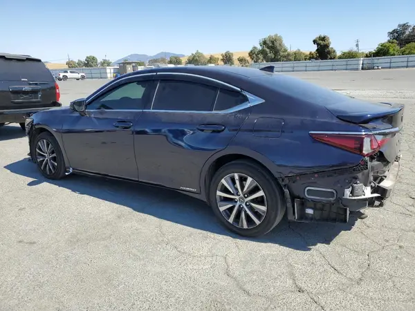 58AD21B18LU005195 2020 LEXUS ES - Image 2