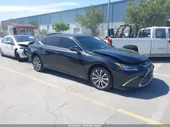 58AD21B18LU008209 2020 LEXUS ES