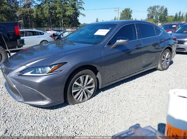 58AD21B19LU005349 2020 LEXUS ES - Image 2