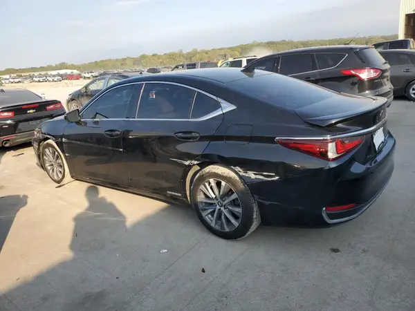 58AD21B19LU006842 2020 LEXUS ES - Image 2