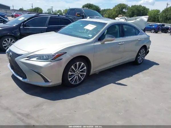 58AD21B19LU010342 2020 LEXUS ES - Image 2
