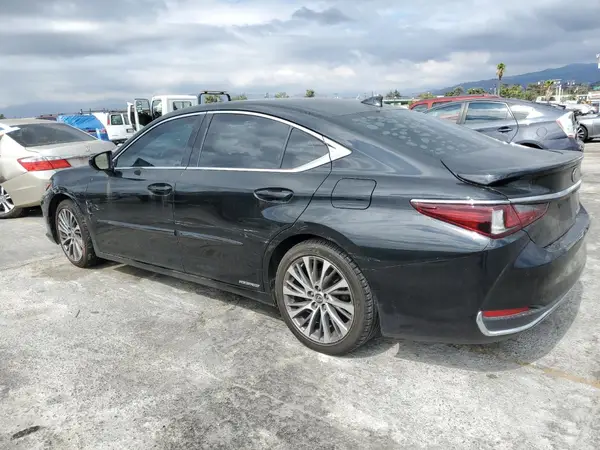 58AD21B19LU011782 2020 LEXUS ES - Image 2