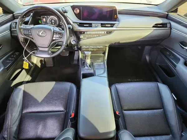 58AD21B19LU012060 2020 LEXUS ES - Image 8