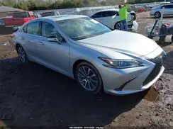 58AD21B1XLU008647 2020 LEXUS ES