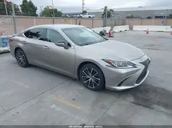 58AD21B1XLU009118 2020 LEXUS ES