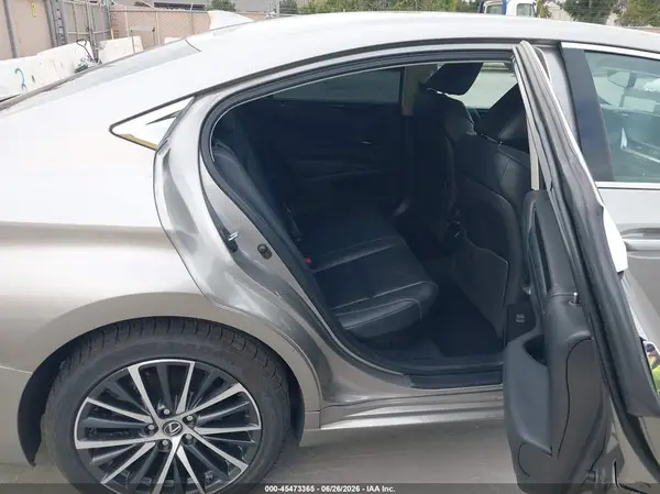 58AD21B1XLU009118 2020 LEXUS ES - Image 8