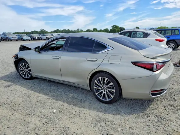 58AD21B1XLU009216 2020 LEXUS ES - Image 2