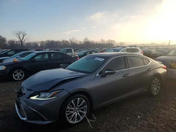 58AD21B1XLU009880 2020 LEXUS ES - Image 1