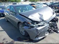 58AD21B1XLU011659 2020 LEXUS ES