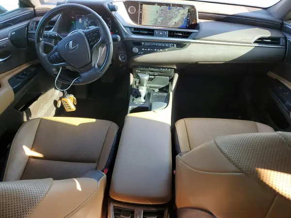 58ADA1C10MU010054 2021 LEXUS ES - Image 8
