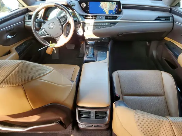 58ADA1C10MU011527 2021 LEXUS ES - Image 8