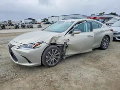 58ADA1C10MU011611 2021 LEXUS ES