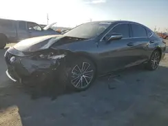 58ADA1C10NU014400 2022 LEXUS ES