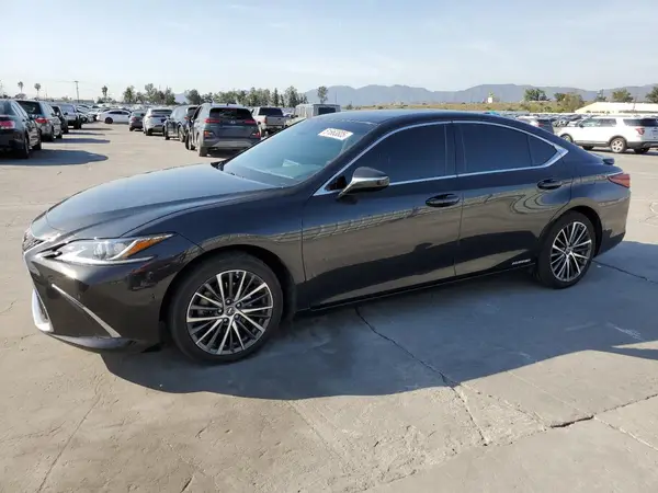 58ADA1C10NU018236 2022 LEXUS ES - Image 1