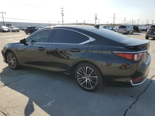 58ADA1C10NU018236 2022 LEXUS ES - Image 2