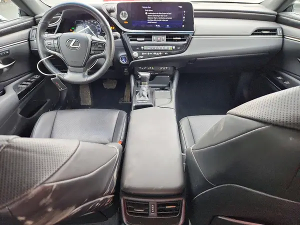 58ADA1C10NU020178 2022 LEXUS ES - Image 8