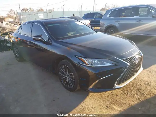 58ADA1C10NU022528 2022 LEXUS ES - Image 1