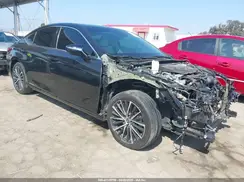 58ADA1C10NU026319 2022 LEXUS ES