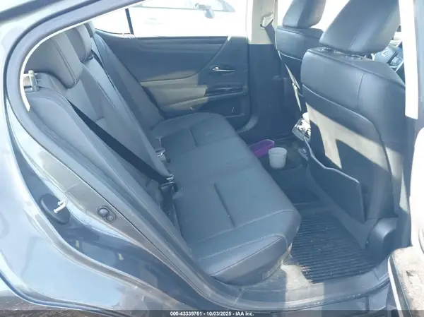 58ADA1C10PU028896 2023 LEXUS ES - Image 8