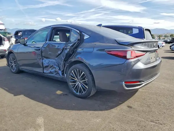 58ADA1C10PU035394 2023 LEXUS ES - Image 2