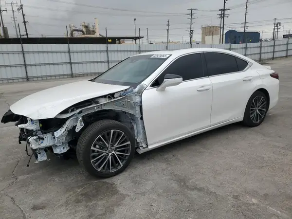 58ADA1C10RU039965 2024 LEXUS ES - Image 1