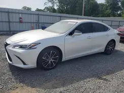 58ADA1C10RU043577 2024 LEXUS ES
