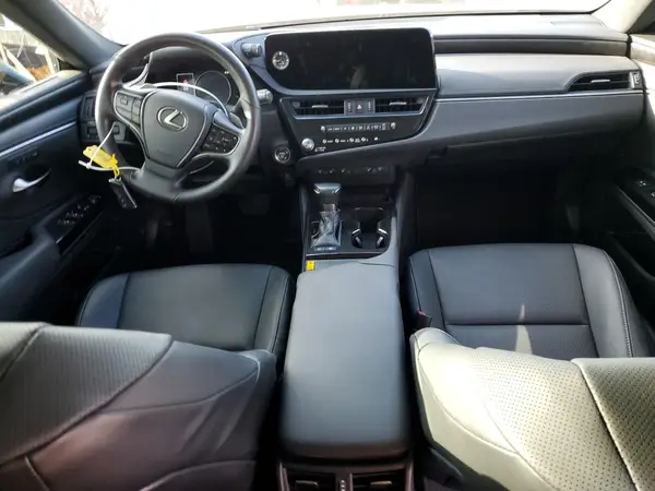58ADA1C10RU044812 2024 LEXUS ES - Image 8