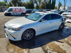 58ADA1C10RU045393 2024 LEXUS ES