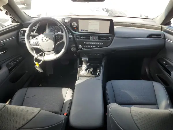 58ADA1C10RU048388 2024 LEXUS ES - Image 8