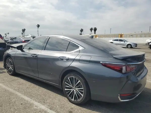 58ADA1C10RU049279 2024 LEXUS ES - Image 2