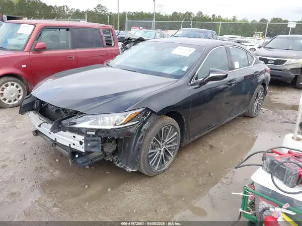 58ADA1C10RU051680 2024 LEXUS ES - Image 2
