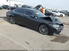 58ADA1C10SU055640 2025 LEXUS ES
