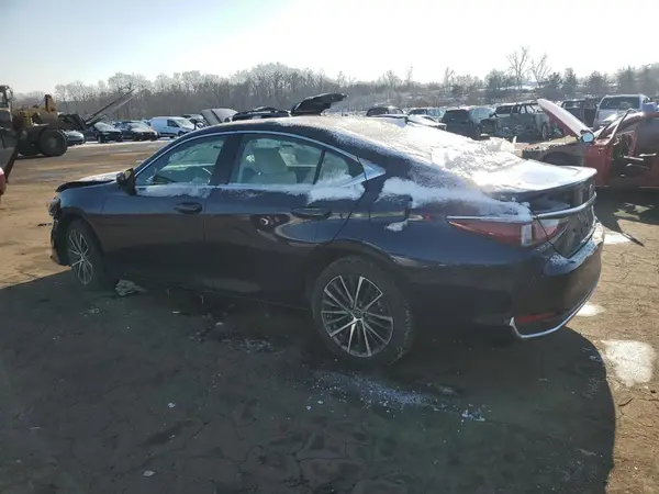 58ADA1C10SU056822 2025 LEXUS ES - Image 2