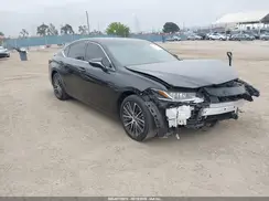 58ADA1C10SU057940 2025 LEXUS ES