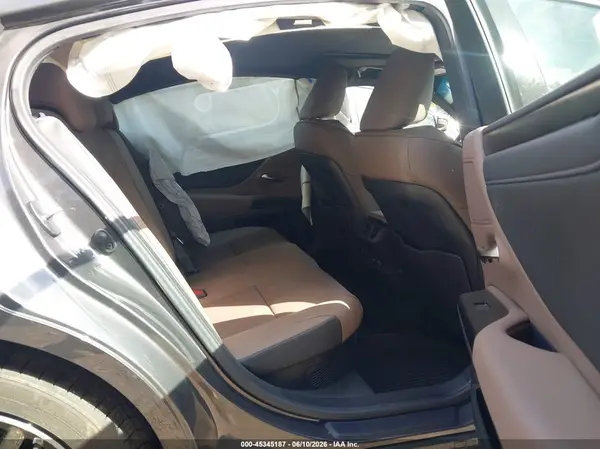 58ADA1C10SU063687 2025 LEXUS ES - Image 8