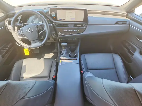 58ADA1C10SU066122 2025 LEXUS ES - Image 8
