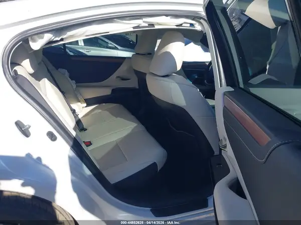 58ADA1C10SU072180 2025 LEXUS ES - Image 8