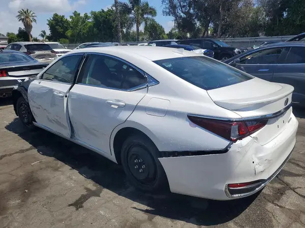58ADA1C10SU075287 2025 LEXUS ES - Image 2