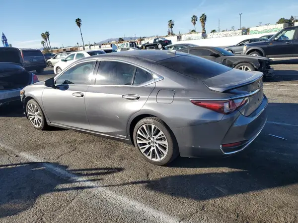 58ADA1C11MU003338 2021 LEXUS ES - Image 2