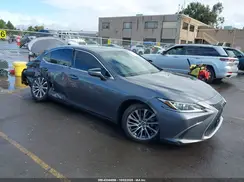 58ADA1C11MU008541 2021 LEXUS ES