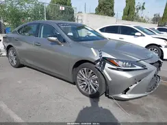58ADA1C11MU008667 2021 LEXUS ES