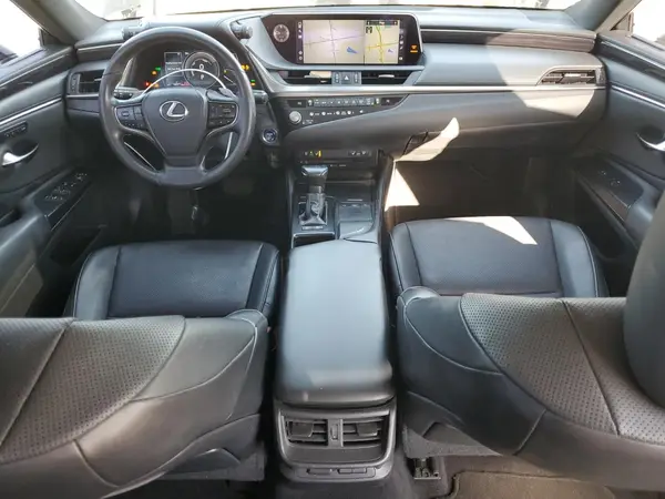 58ADA1C11MU010502 2021 LEXUS ES - Image 8