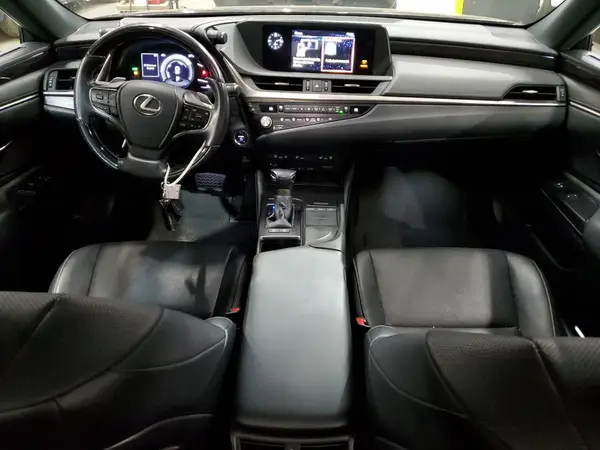 58ADA1C11MU012816 2021 LEXUS ES - Image 8