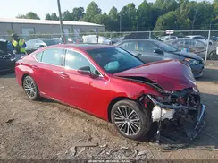 58ADA1C11NU016706 2022 LEXUS ES